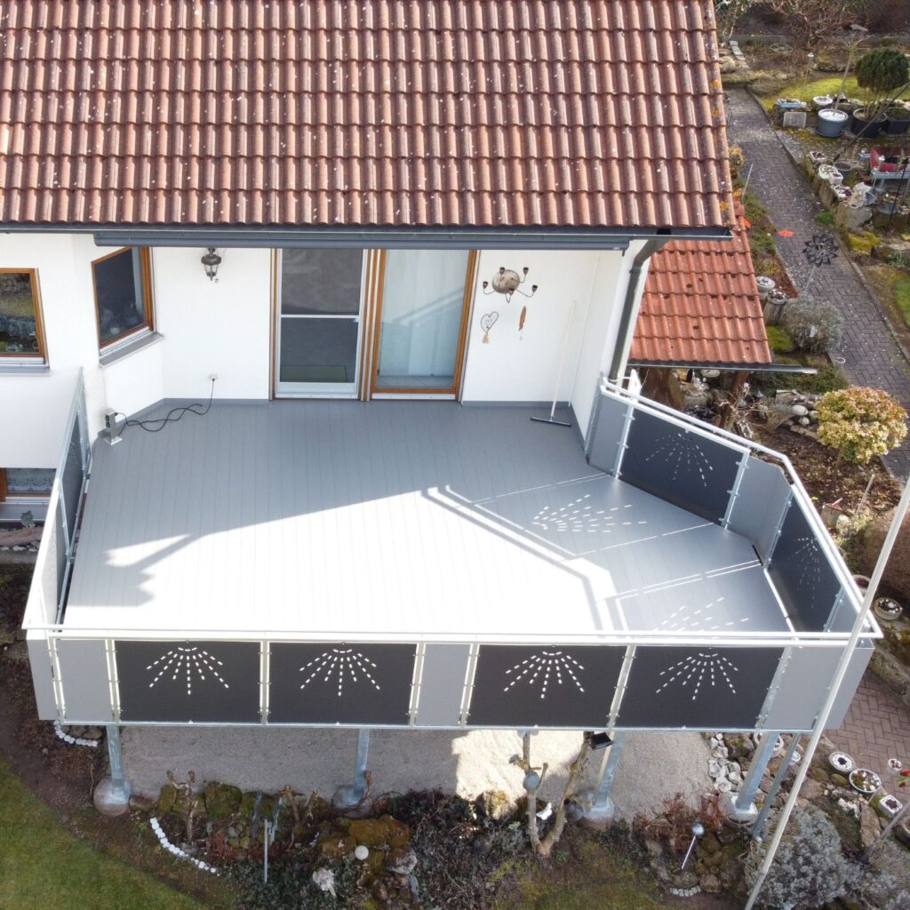 Geländer verzinkt, Lochblech, AVA Diele TerrAlu