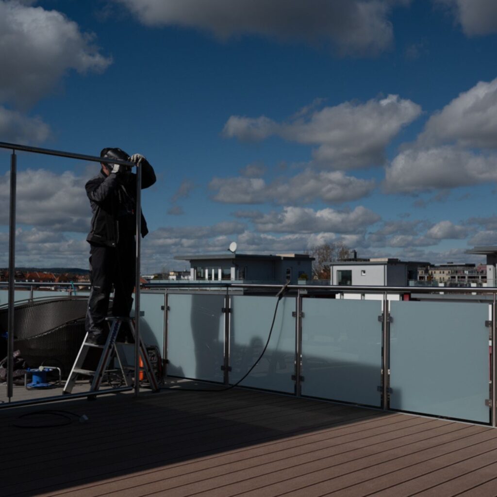 Edelstahlgeländer mit Glas