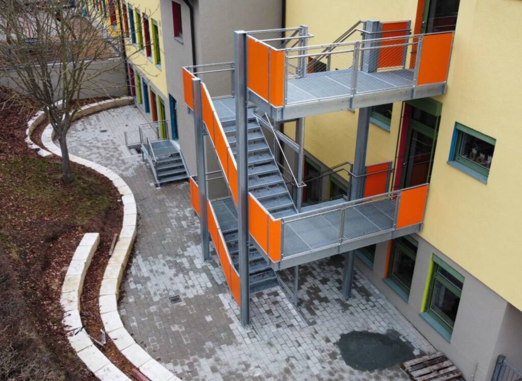 Fluchttreppenturm Fluchttreppe
