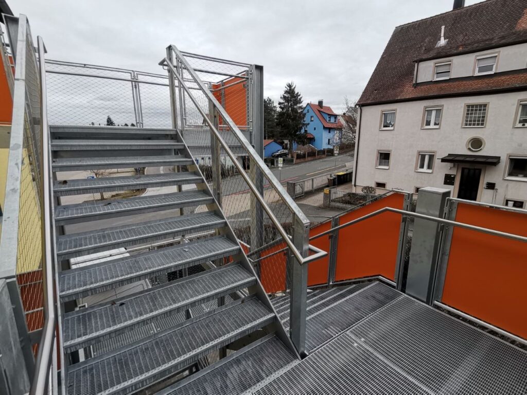 Fluchttreppenturm Fluchttreppe