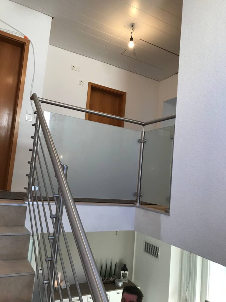 Innengeländer Edelstahl Edelstahlhandlauf Glas